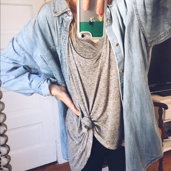 Levi's Vintage Button Down - Picture 3 of 3